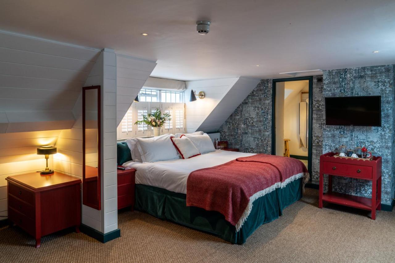 The Double Red Duke, Cotswolds Hotel Witney Exterior photo
